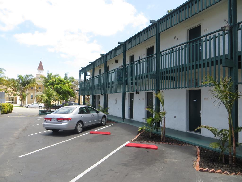 Americas Best Value Inn Loma Lodge Сан-Диего Экстерьер фото